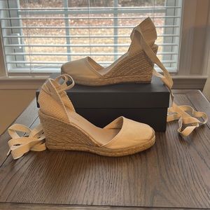 Saks Fifth Avenue Herringbone Linen Espadrille lace-up wedge sandal. Size 8